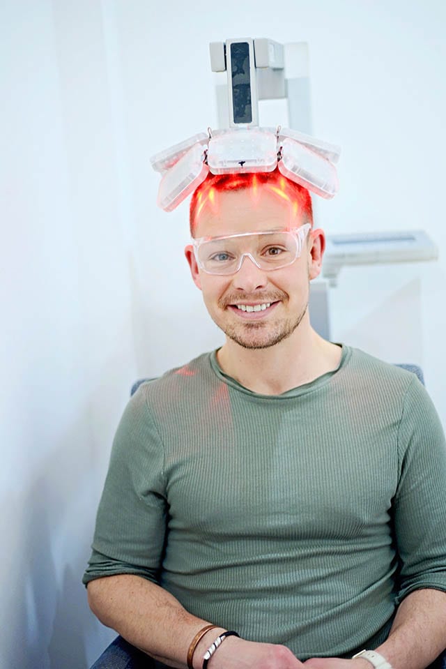 rickittLaser001s Adam Rickitt Laser Hair Therapy and laser hair growth procedure